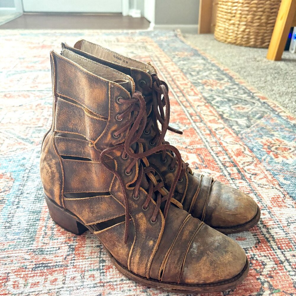FreeBird Heaven Leather boots Women's 10
